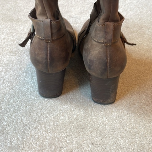 🐺 Born brown leather mid calf boot: - Picture 6 of 8